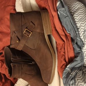 Clark's Camzin Dime dark brown boots